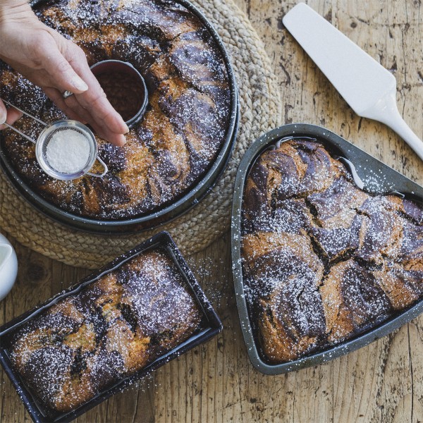 Marbled cake `Marmorkuchen´ (chocolate and vanilla cake)