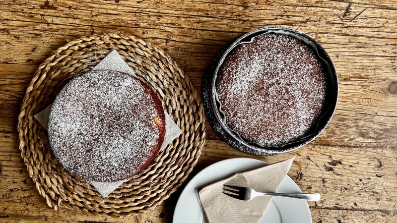 Bizcocho de limón y almendra: tierno, esponjoso y lleno de sabor