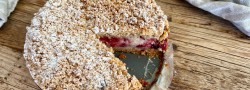 Tarta fría de frutos rojos con masa galleta rota