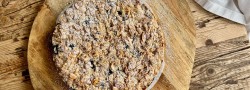 Receta de Crumble con Bizcocho de Limón y Yogur con Arándanos